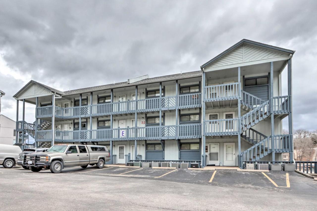 Osage Beach Condo With Lake Of The Ozarks Views Exterior photo