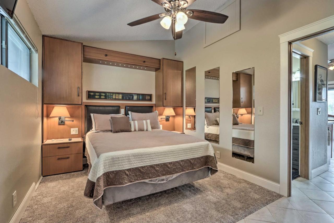 Osage Beach Condo With Lake Of The Ozarks Views Exterior photo